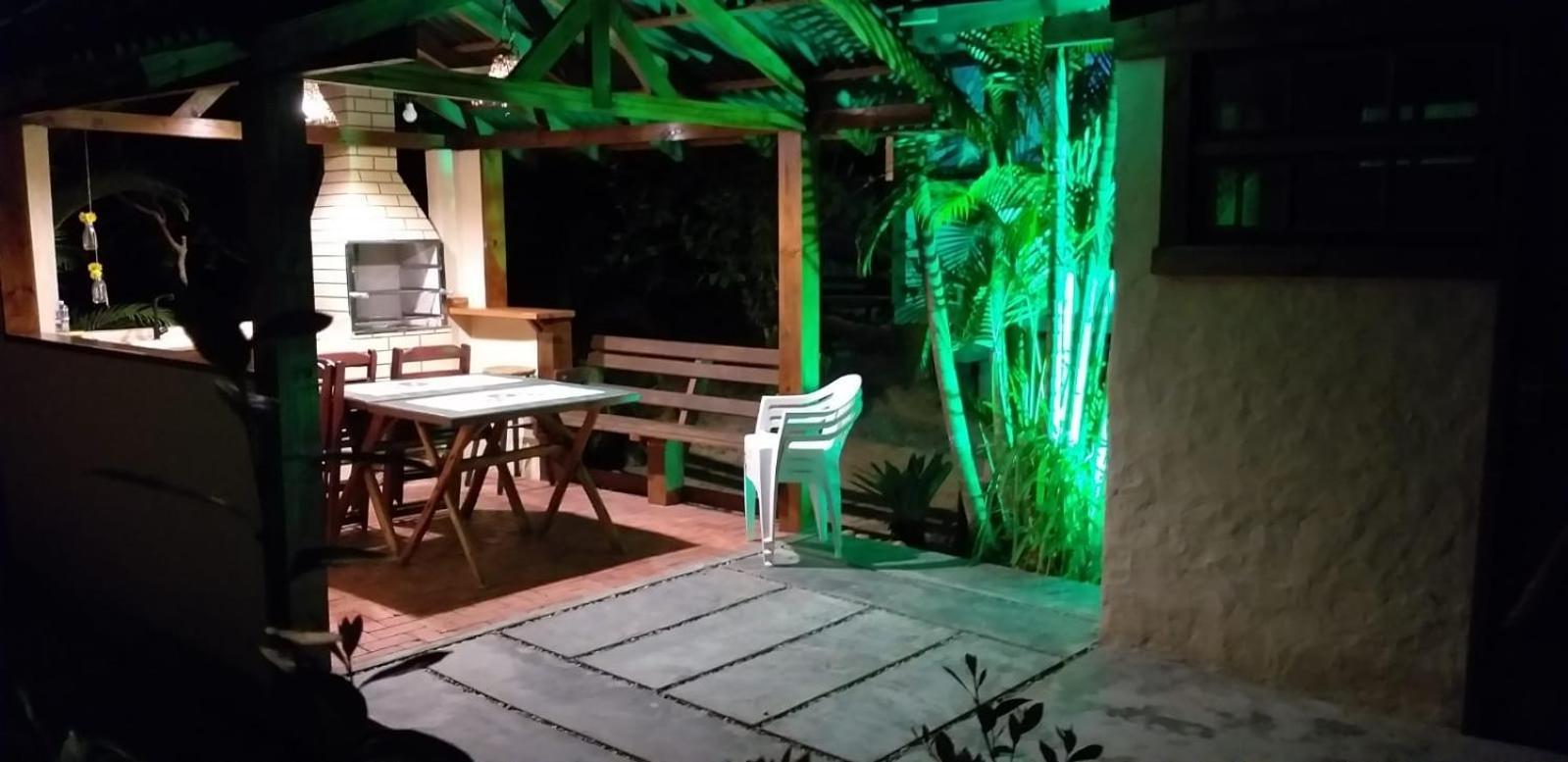 Recanto Das Bromelias Chales Guarda do Embaú 外观 照片