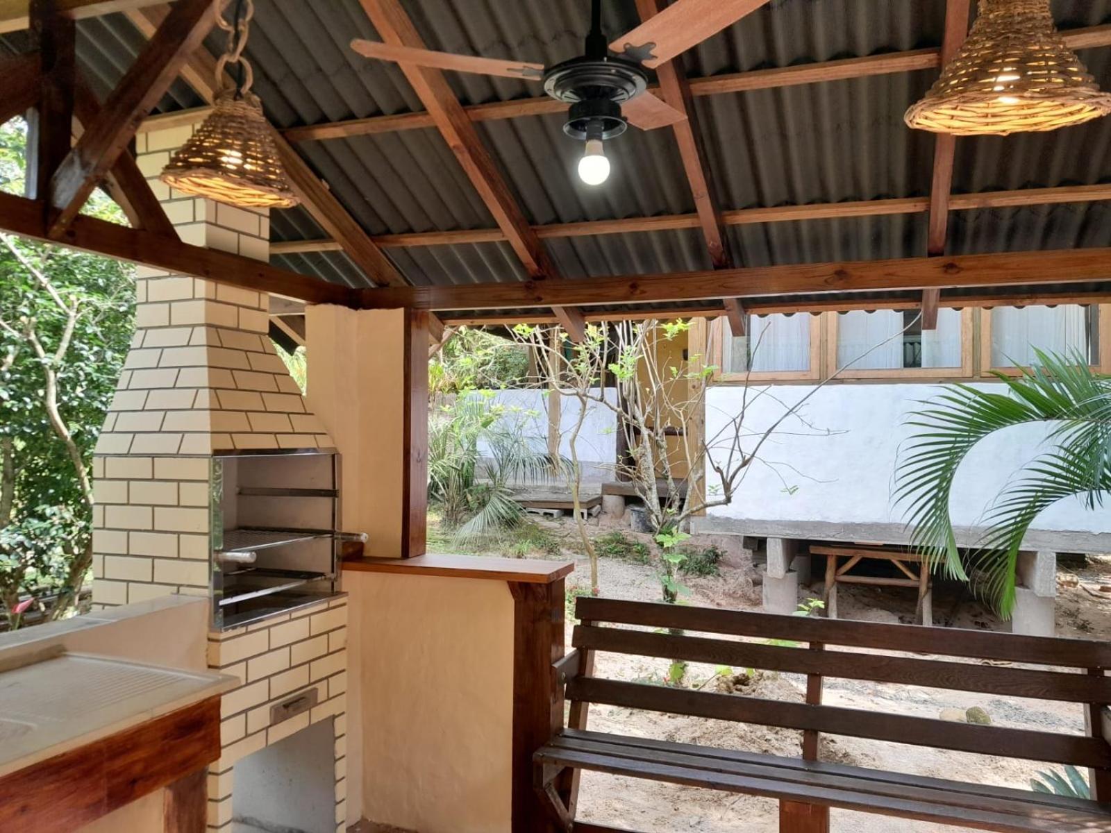 Recanto Das Bromelias Chales Guarda do Embaú 外观 照片